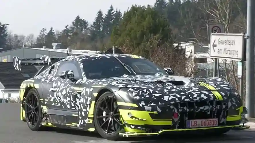 Mercedes-AMG GT Black Series: дорожная машина, которую спутаешь с гоночным болидом