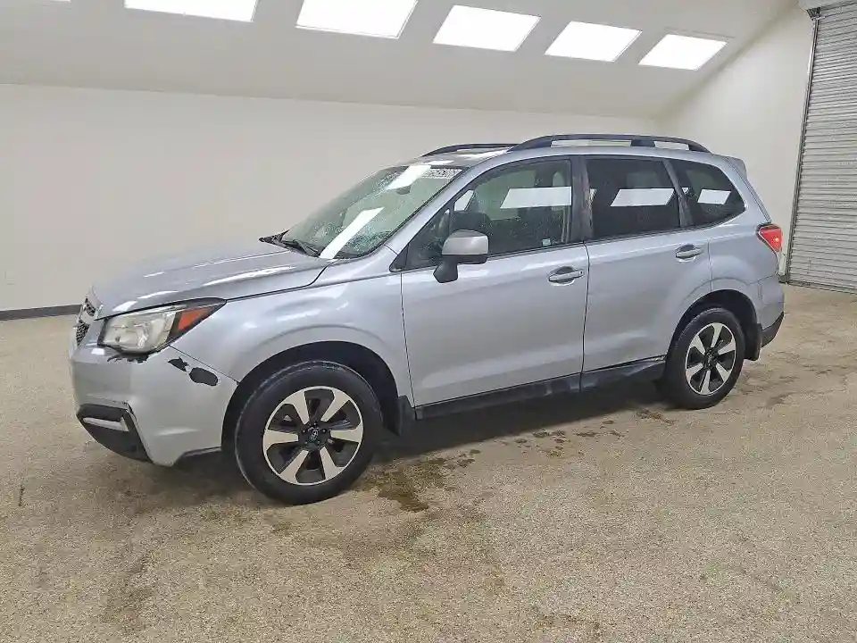 2017 SUBARU FORESTER